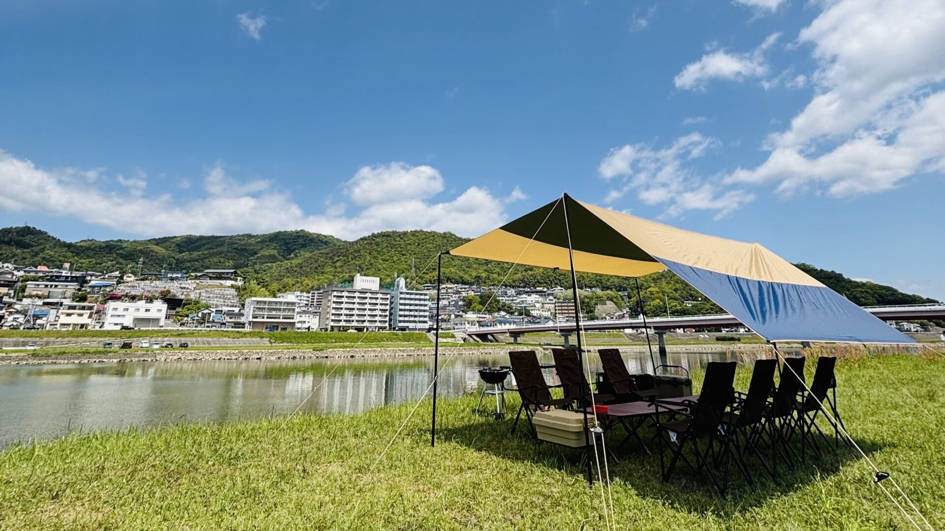 手ぶらBBQレンタルで、公園にBBQスペースを設営
